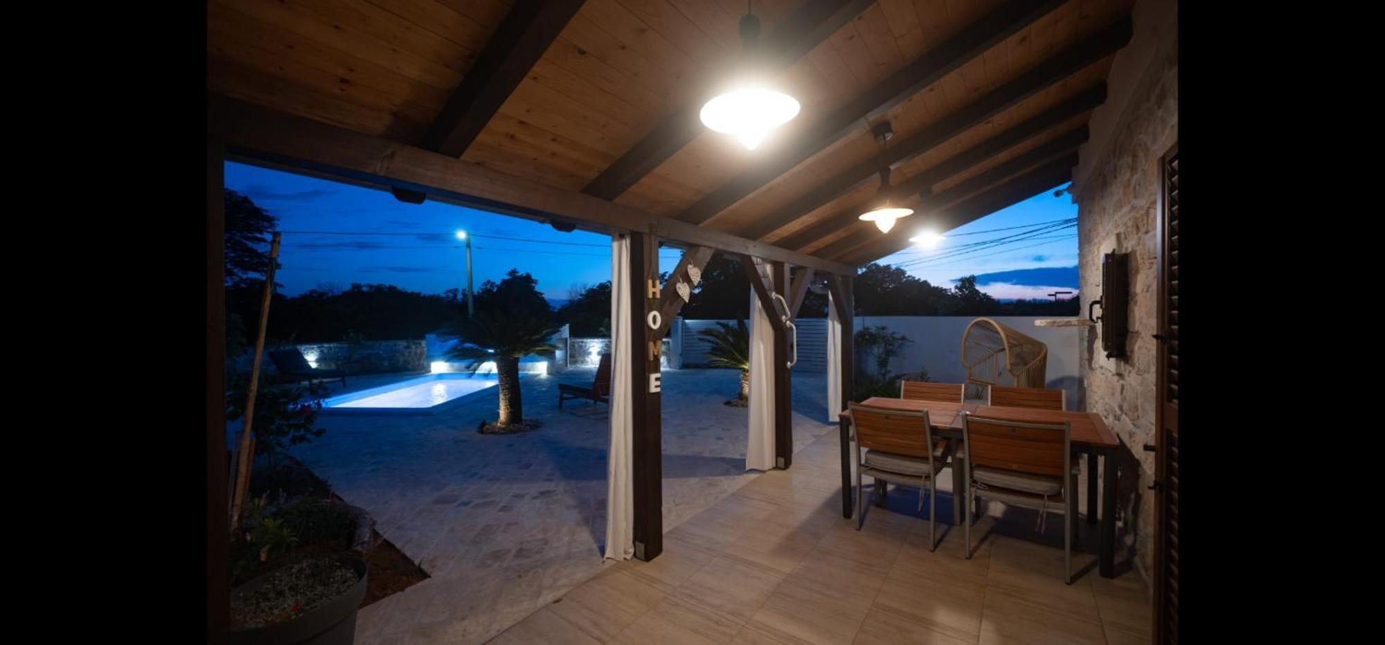 Villa Moki'S Debi Debeljak Esterno foto